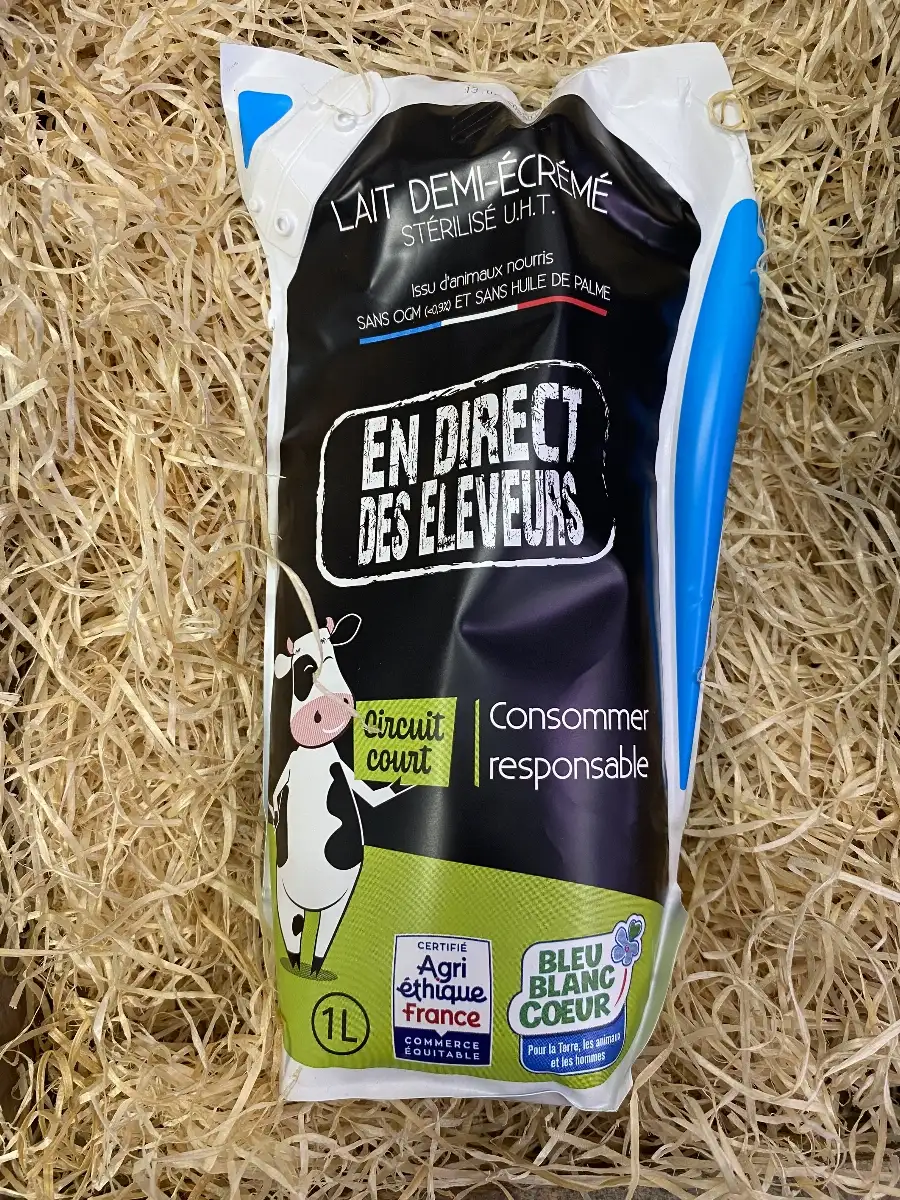 Lait demi-écrémé stérilisé U.H.T (1L)