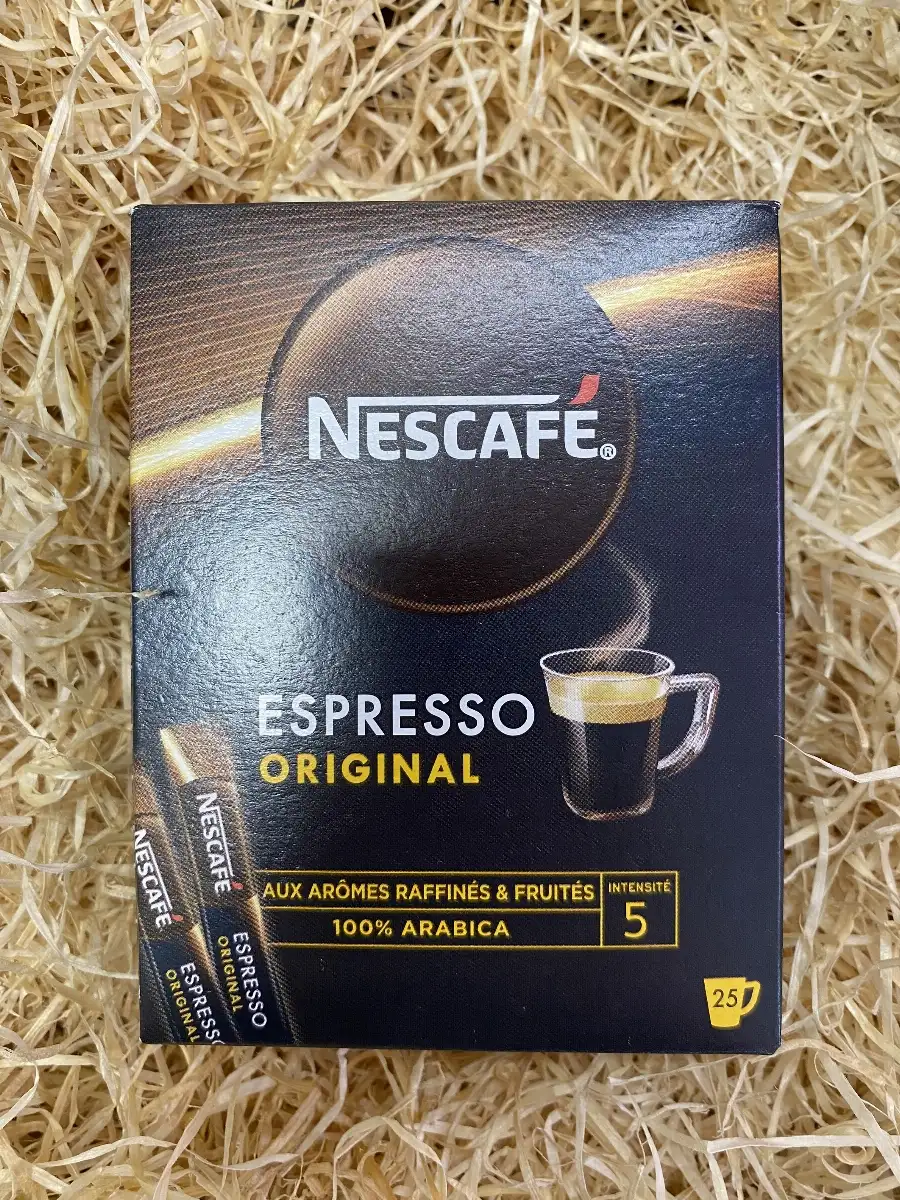Nescafé Espresso Intenso – 100 % Café, 25 Tasses
